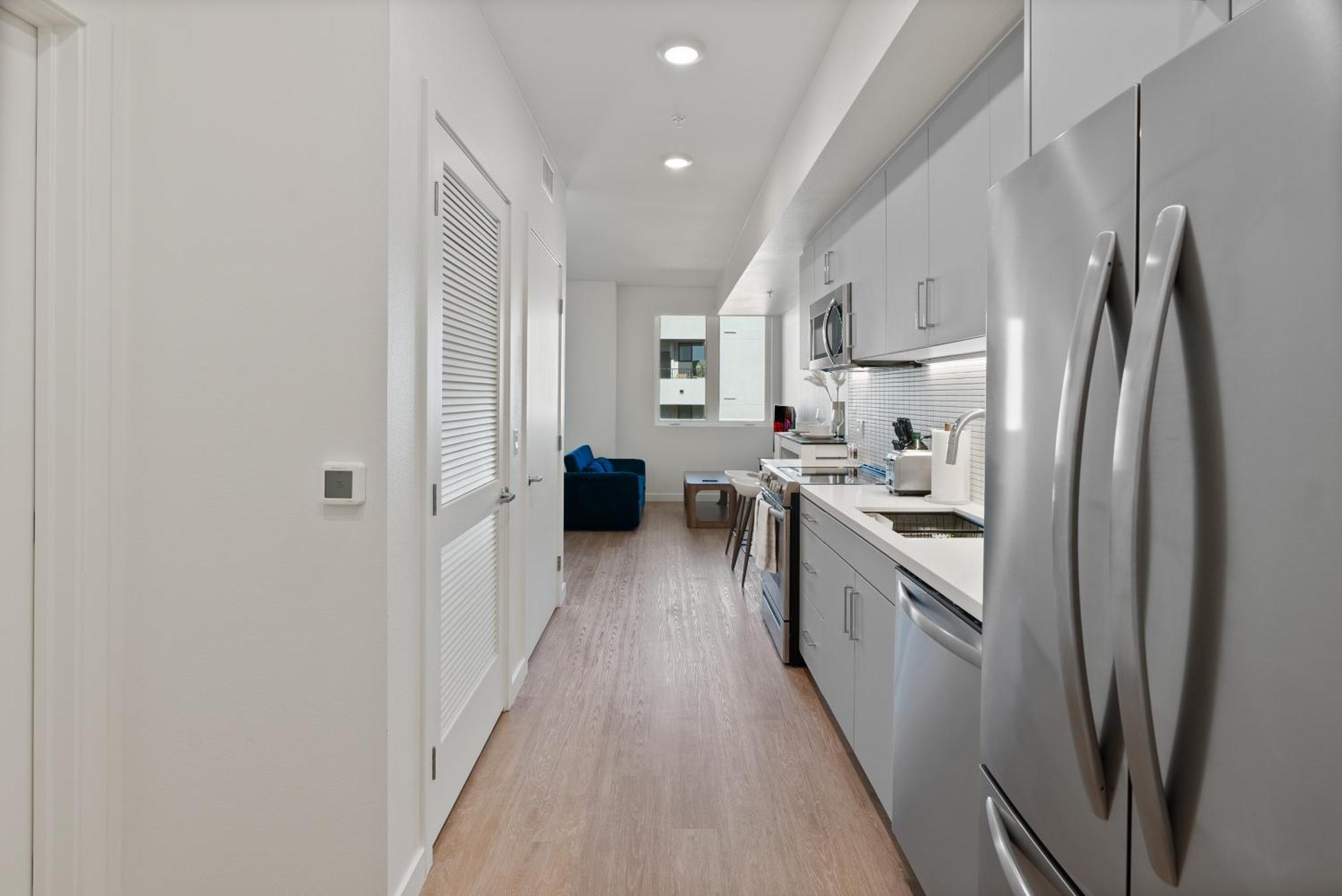 Bright Studio On Sunset Blvd, Free Parking, Gym, And Pool Los Angeles Eksteriør billede